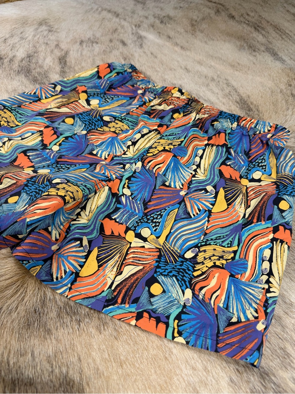 Patagonia Women’s Baggies Shorts 5” Abstract Tropical Print Size Small - Picture 10 of 11